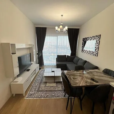 Fully Luxry With Swimming Pool Appartement *